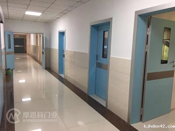 Tips for using medical doors to avoid malfunctions